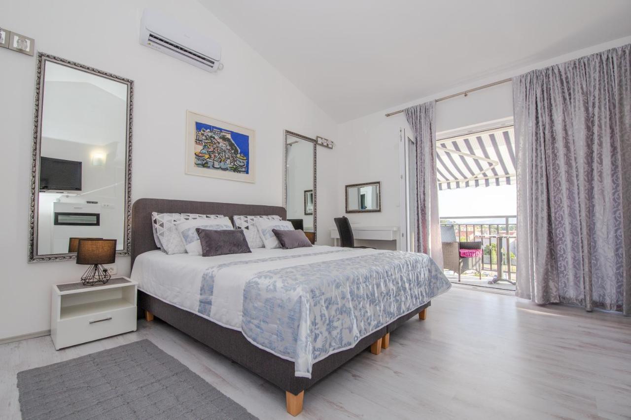 Beautyful Sea View 6 Luxury Studio Danijela Senj  Luaran gambar