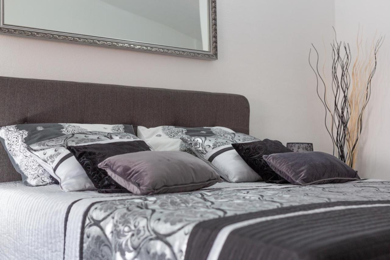 Beautyful Sea View 6 Luxury Studio Danijela Senj  Luaran gambar